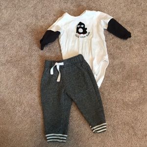 2 piece onesie and jogging pant, Size 12 month